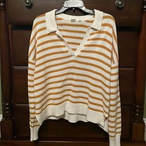 Cute midweight sweater